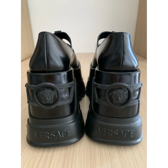 Versace Medusa Anthem Mary Janes - Picture 3 of 10